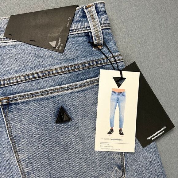 Abrand Jeans Mens 32 Relaxed Slim Taper Ankle Cropped Blue Denim Raw Hem NWT - Picture 7 of 11